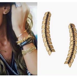 Stella & Dot Gilded Path Ear Climbers NWT!